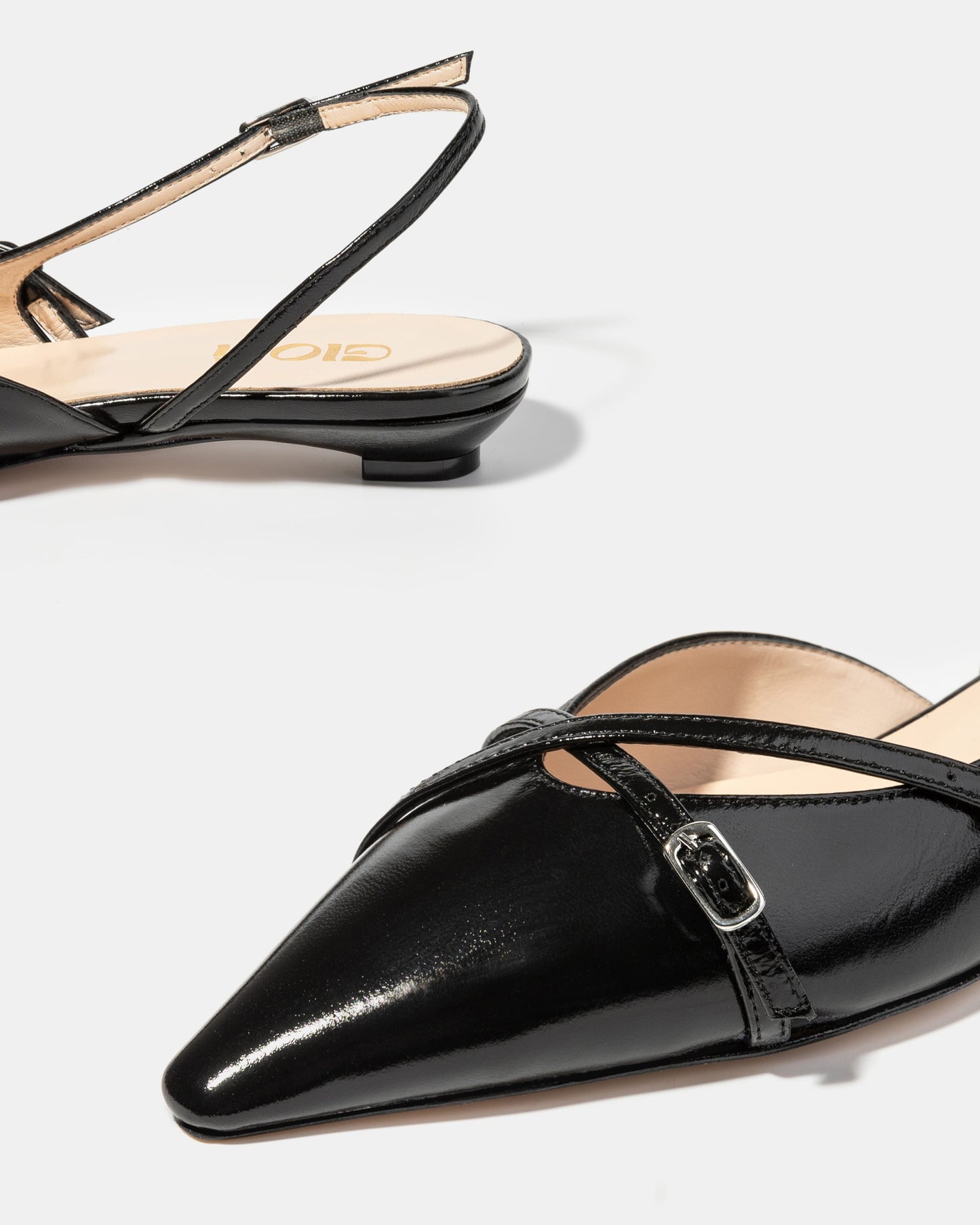 Slingback flat