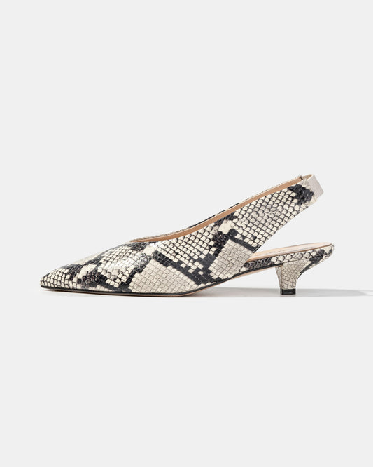 Slingback pump