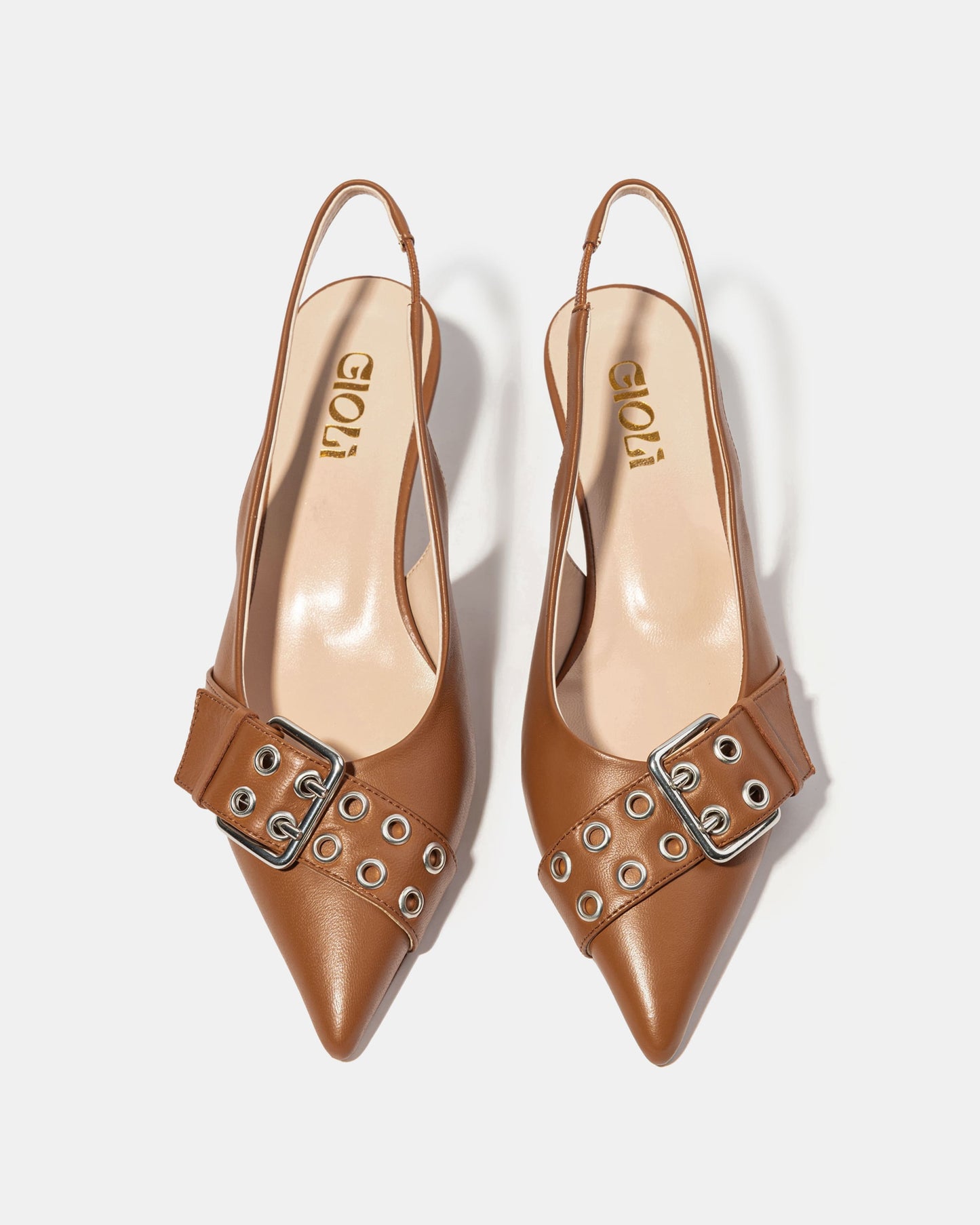 Bow slingback pump