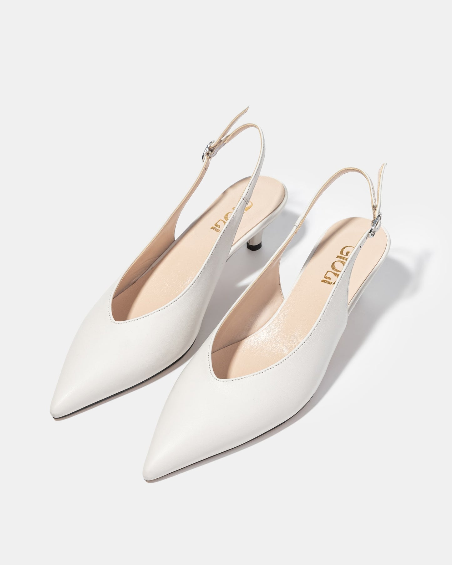 Slingback pump