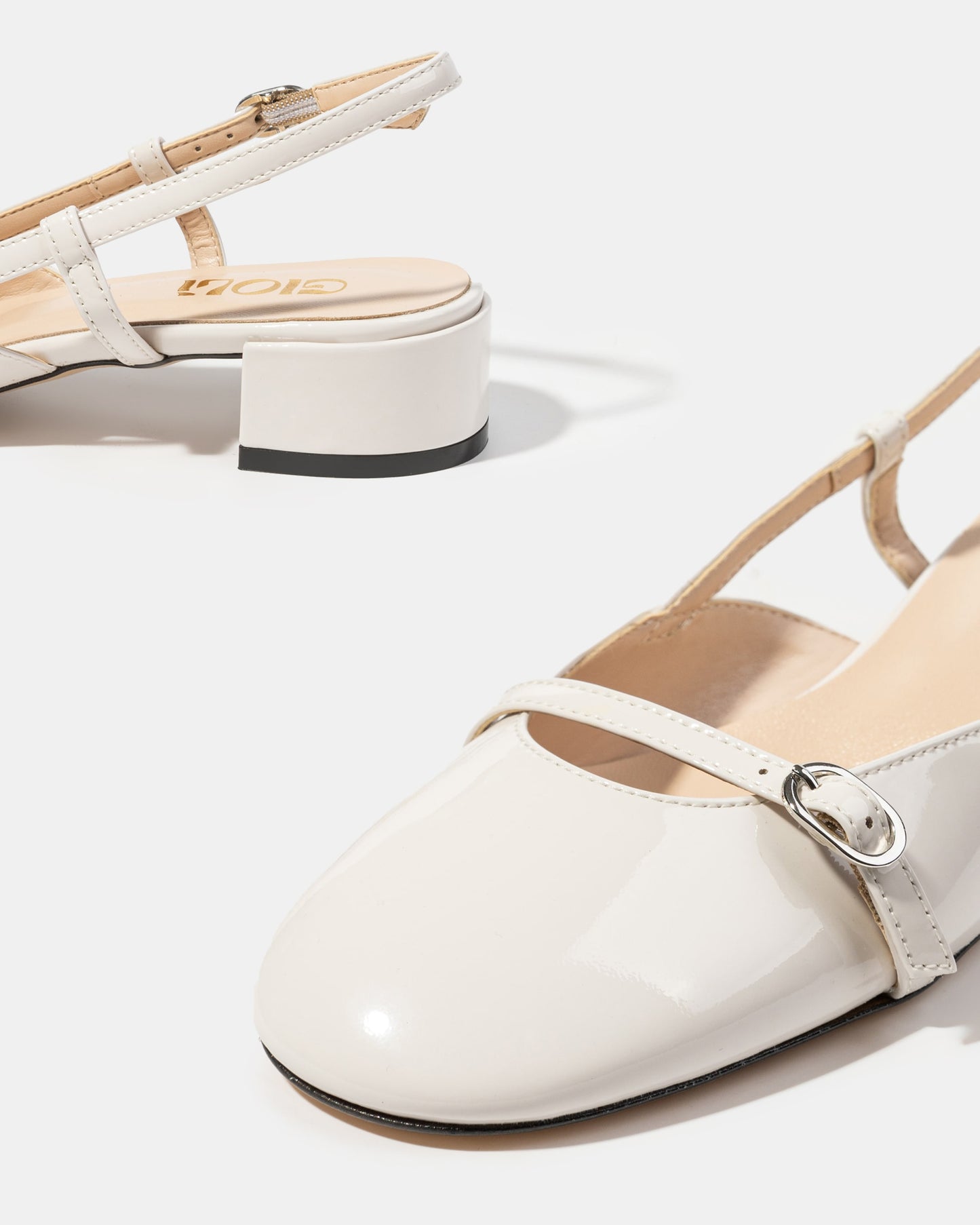 Slingback with block heel