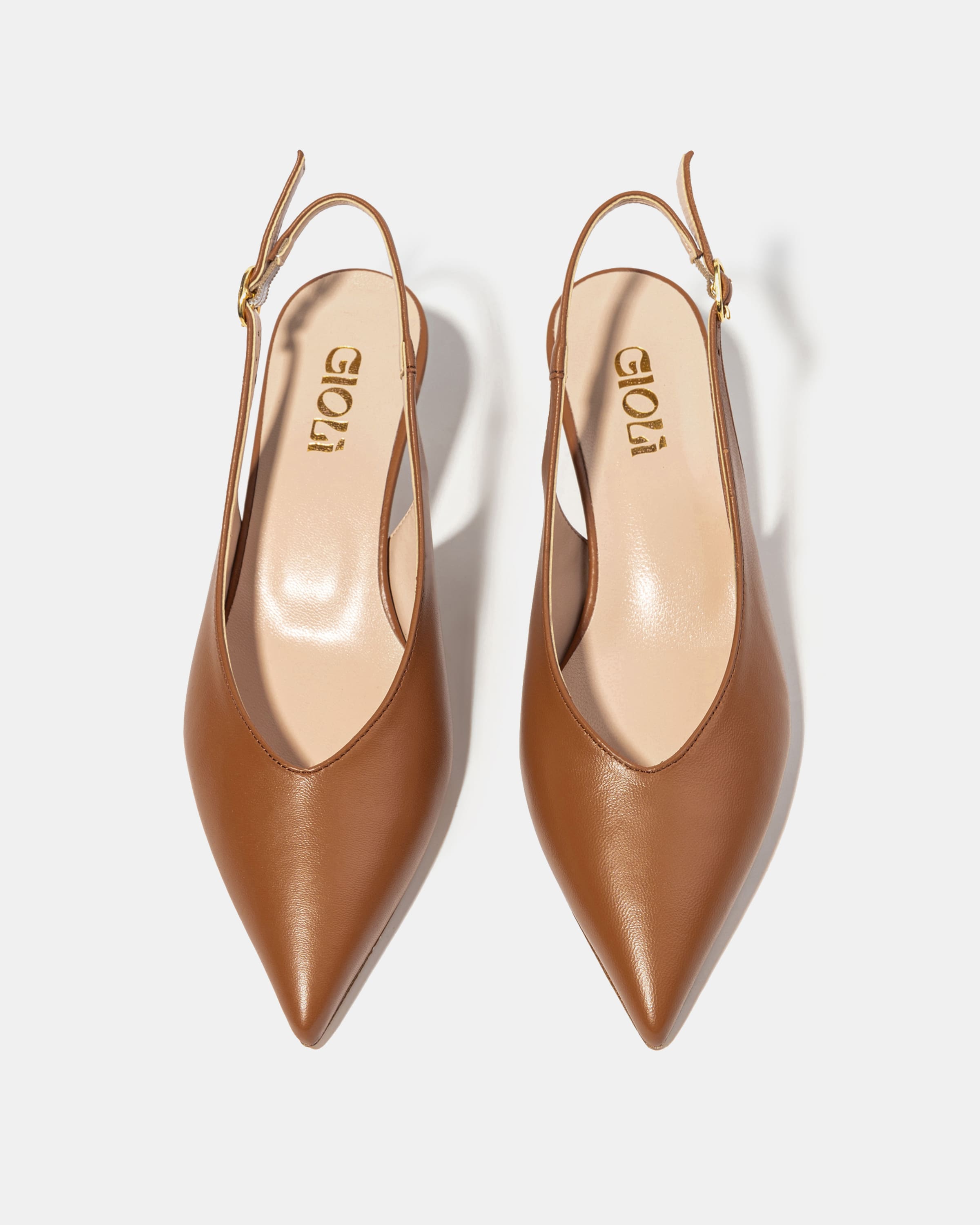 サンダル・ミュール Boggy Slingback Brown Venice Leather and Mesh Slingback Kitten Heel in Shoes | Vince